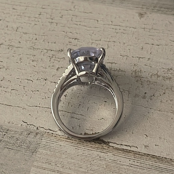 Sparkling Statement Ring. - Picture 8 of 8